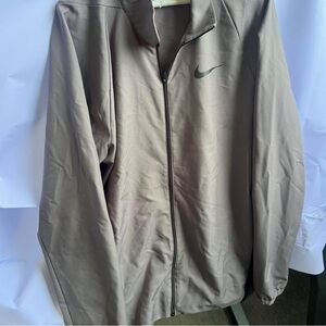 Nike Performance Jacket in Taupe